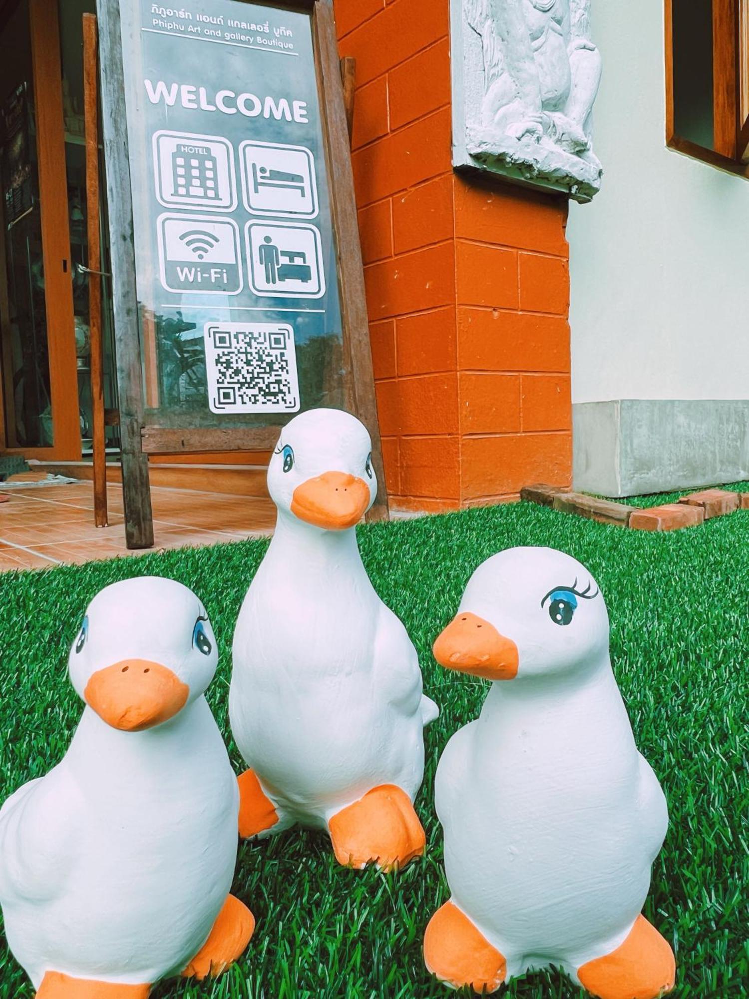Phiphu Art And Gallery Boutique Sukhothai Exterior photo